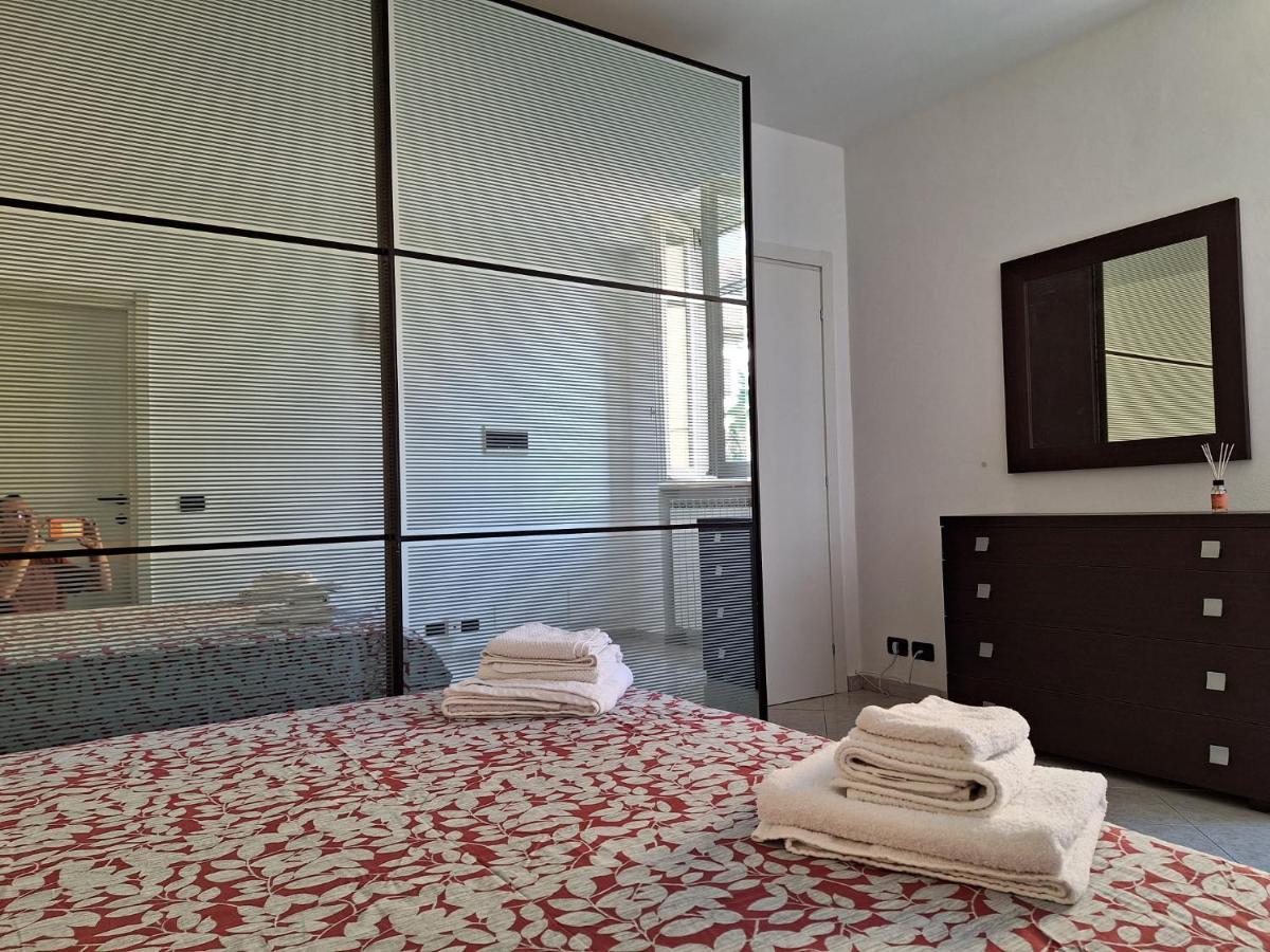 Appartamento La Casa Dei Nonni Malnate ภายนอก รูปภาพ